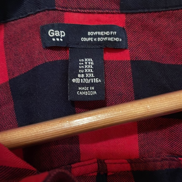 Gap Boyfriend Fit Plaid Shirt - Picture 2 of 3